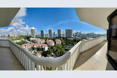 2000 Island Blvd #1801, Aventura, FL 33160 - Photo 45