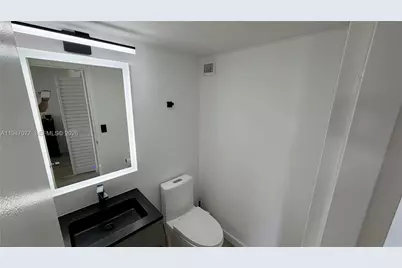 16919 N Bay Rd #915, Sunny Isles Beach, FL 33160 - Photo 33