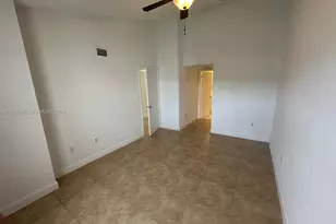 2881 N Oakland Forest Dr, Oakland Park, FL 33309 - Photo 7