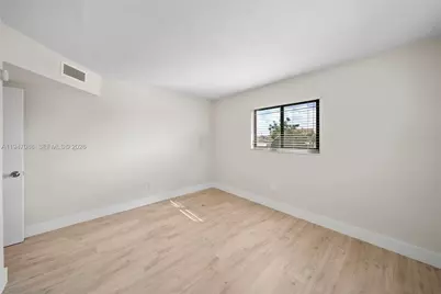 1330 W 29th St #35, Hialeah, FL 33012 - Photo 5