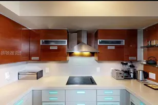 19877 E Country Club Dr, Aventura, FL 33180 - Photo 7