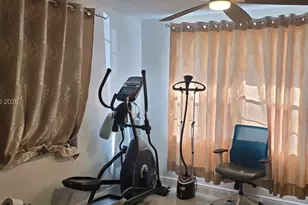 565 NW 54th St, Boca Raton, FL 33487 - Photo 3