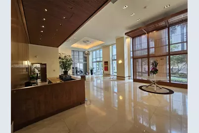 1060 Brickell Ave #1917, Miami, FL 33131 - Photo 3