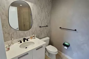 1060 Brickell Ave, Miami, FL 33131 - Photo 13