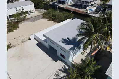 27346 Martinique Ln #27346, Middle Keys, FL 33042 - Photo 11