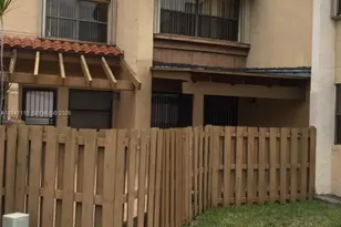 10303 NW 9th St Cir, Miami, FL 33172 - Photo 3