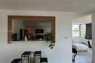 16565 NE 26th Ave, North Miami Beach, FL 33160 - Photo 7