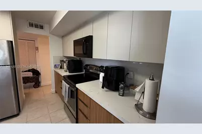 16565 NE 26th Ave #3G, North Miami Beach, FL 33160 - Photo 11