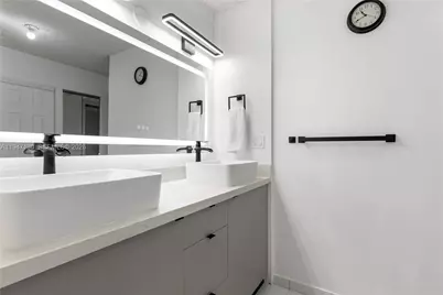 2800 N 46th Ave #A307, Hollywood, FL 33021 - Photo 7