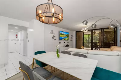 2800 N 46th Ave #A307, Hollywood, FL 33021 - Photo 17