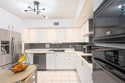 2800 N 46th Ave #A307, Hollywood, FL 33021 - Photo 25