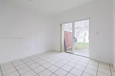 1663 SE 27th Dr #105, Homestead, FL 33035 - Photo 9