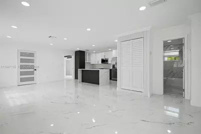 317 NW 27th St, Wilton Manors, FL 33311 - Photo 3