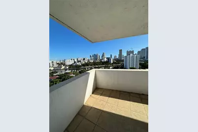 36 NW 6th Ave #1106, Miami, FL 33128 - Photo 13