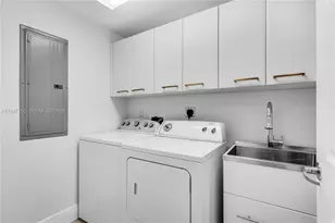 3101 S Ocean Dr, Hollywood, FL 33019 - Photo 21