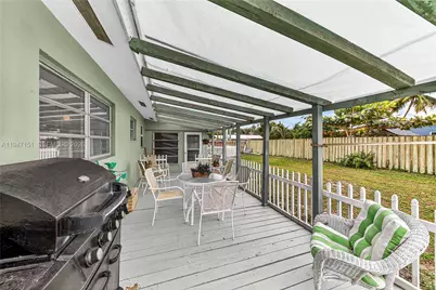 150 SE 5th Ct, Pompano Beach, FL 33060 - Photo 49