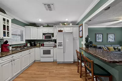 150 SE 5th Ct, Pompano Beach, FL 33060 - Photo 15