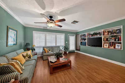 150 SE 5th Ct, Pompano Beach, FL 33060 - Photo 7