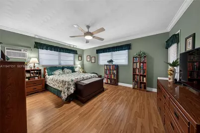 150 SE 5th Ct, Pompano Beach, FL 33060 - Photo 27