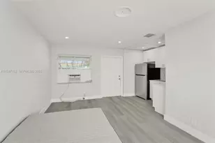 5657 Grant St, Hollywood, FL 33021 - Photo 7