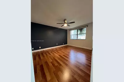 8100 Geneva Ct #147, Doral, FL 33166 - Photo 7