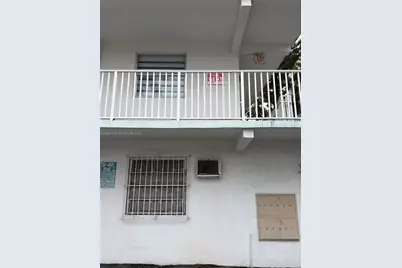 323 Washington Ave #12, Miami Beach, FL 33139 - Photo 1