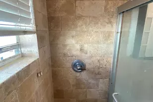 635 8th St, Miami Beach, FL 33139 - Photo 19