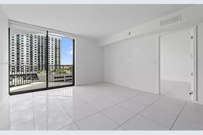 5252 NW 85th Ave #605, Doral, FL 33166 - Photo 13