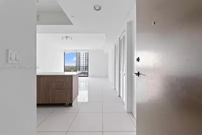 5252 NW 85th Ave #605, Doral, FL 33166 - Photo 5