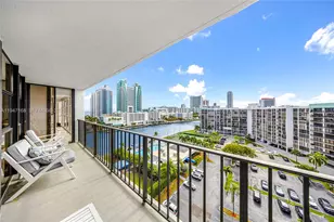 600 Parkview Dr, Hallandale Beach, FL 33009 - Photo 29