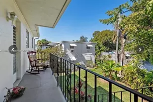 1125 SE 14th Pl, Fort Lauderdale, FL 33316 - Photo 11