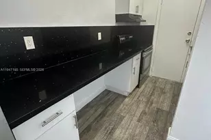 1545 NW 8th Ave, Miami, FL 33136 - Photo 5