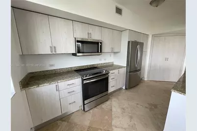 19900 E Country Club Dr #502, Aventura, FL 33180 - Photo 7