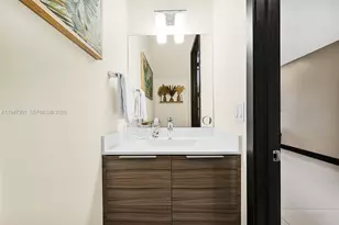 15481 NW 91st Ct, Miami Lakes, FL 33018 - Photo 45