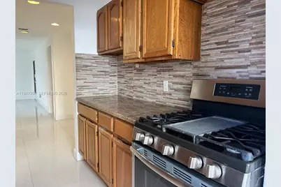 8420 Byron Ave #4, Miami Beach, FL 33141 - Photo 25