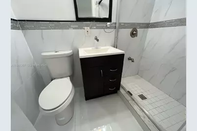 8420 Byron Ave #4, Miami Beach, FL 33141 - Photo 37