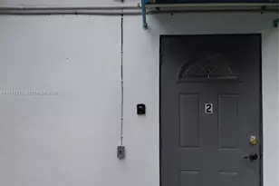 1050 NE 82nd St, Miami, FL 33138 - Photo 13