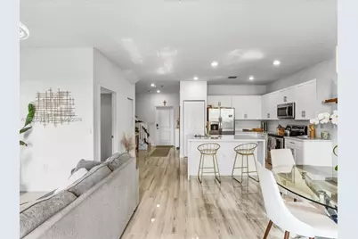 544 NE 206th Ln, Miami, FL 33179 - Photo 15