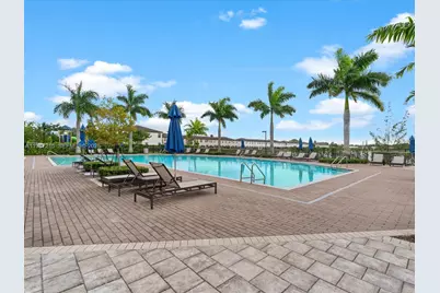 544 NE 206th Ln, Miami, FL 33179 - Photo 39