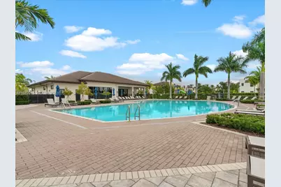 544 NE 206th Ln, Miami, FL 33179 - Photo 39