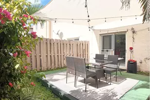 8884 SW 220th Ln, Cutler Bay, FL 33190 - Photo 19