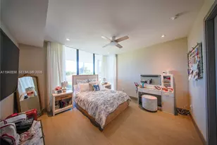 7520 W Treasure Dr, North Bay Village, FL 33141 - Photo 17