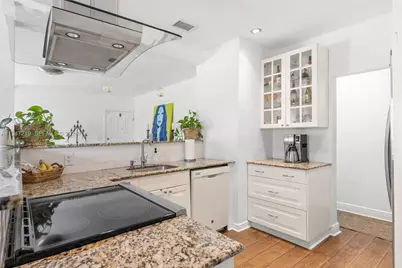 550 Cardinal St, Miami Springs, FL 33166 - Photo 11