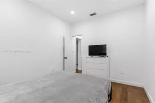 550 Cardinal St, Miami Springs, FL 33166 - Photo 29