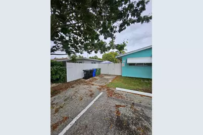 1026 NE 9th Ave #2, Fort Lauderdale, FL 33304 - Photo 11