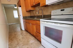 1026 NE 9th Ave, Fort Lauderdale, FL 33304 - Photo 3