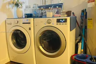 20810 San Simeon Way, Miami, FL 33179 - Photo 17