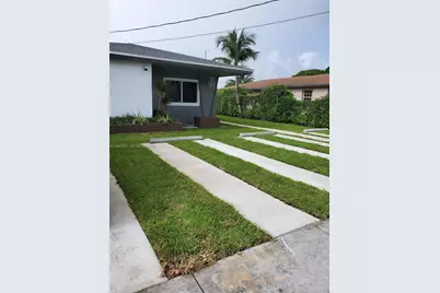 1170 NE 111th St #1170, Miami, FL 33161 - Photo 1