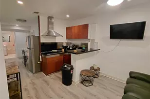 1050 NE 82nd St, Miami, FL 33138 - Photo 11