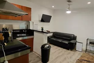 1050 NE 82nd St, Miami, FL 33138 - Photo 9